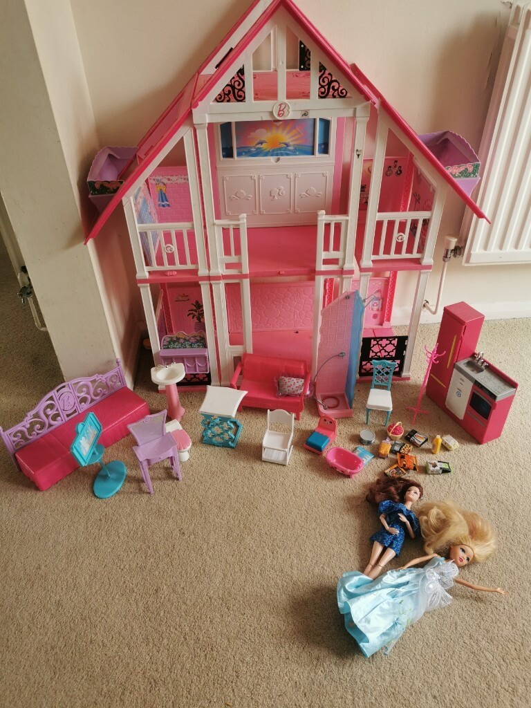 barbie doll house gumtree